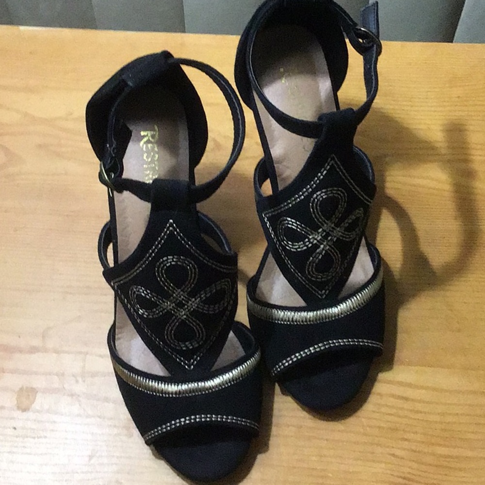 Restricted brand wedges